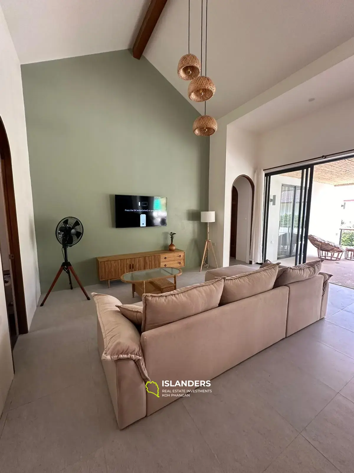 Spacious 3-bedroom villa with private pool in Coconut Lane