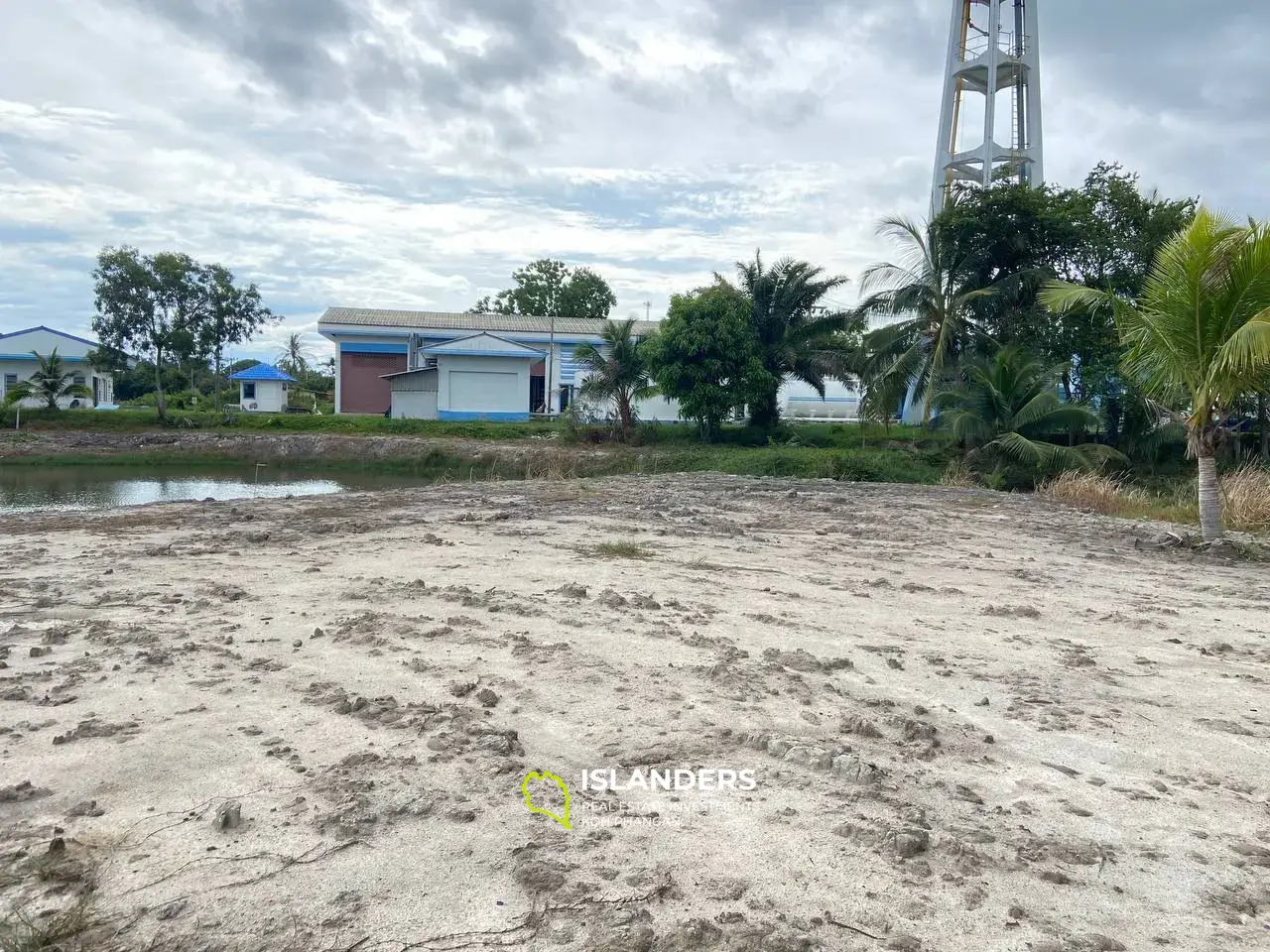 Flat land in Baan Tai