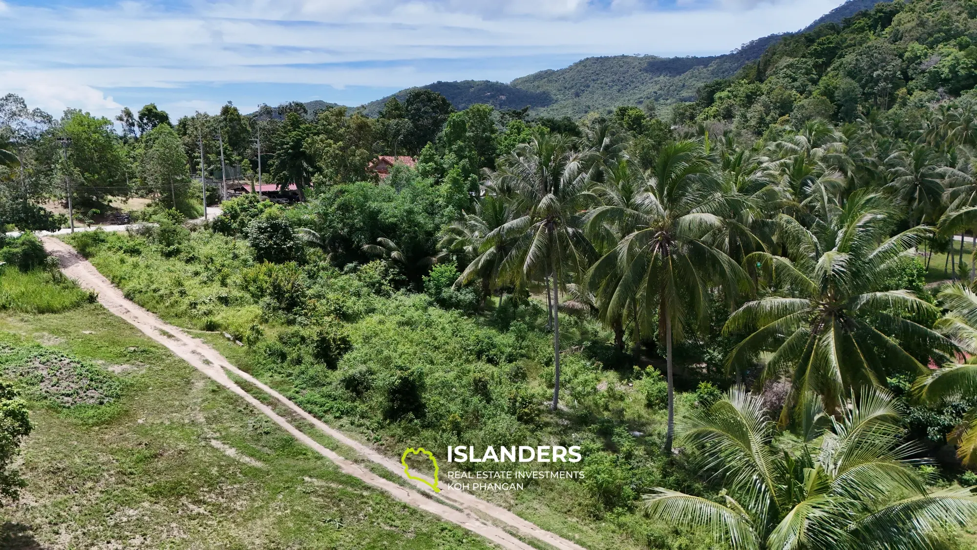 ที่ดินวิวภูเขาอันน่าทึ่งสำหรับโครงการของคุณ