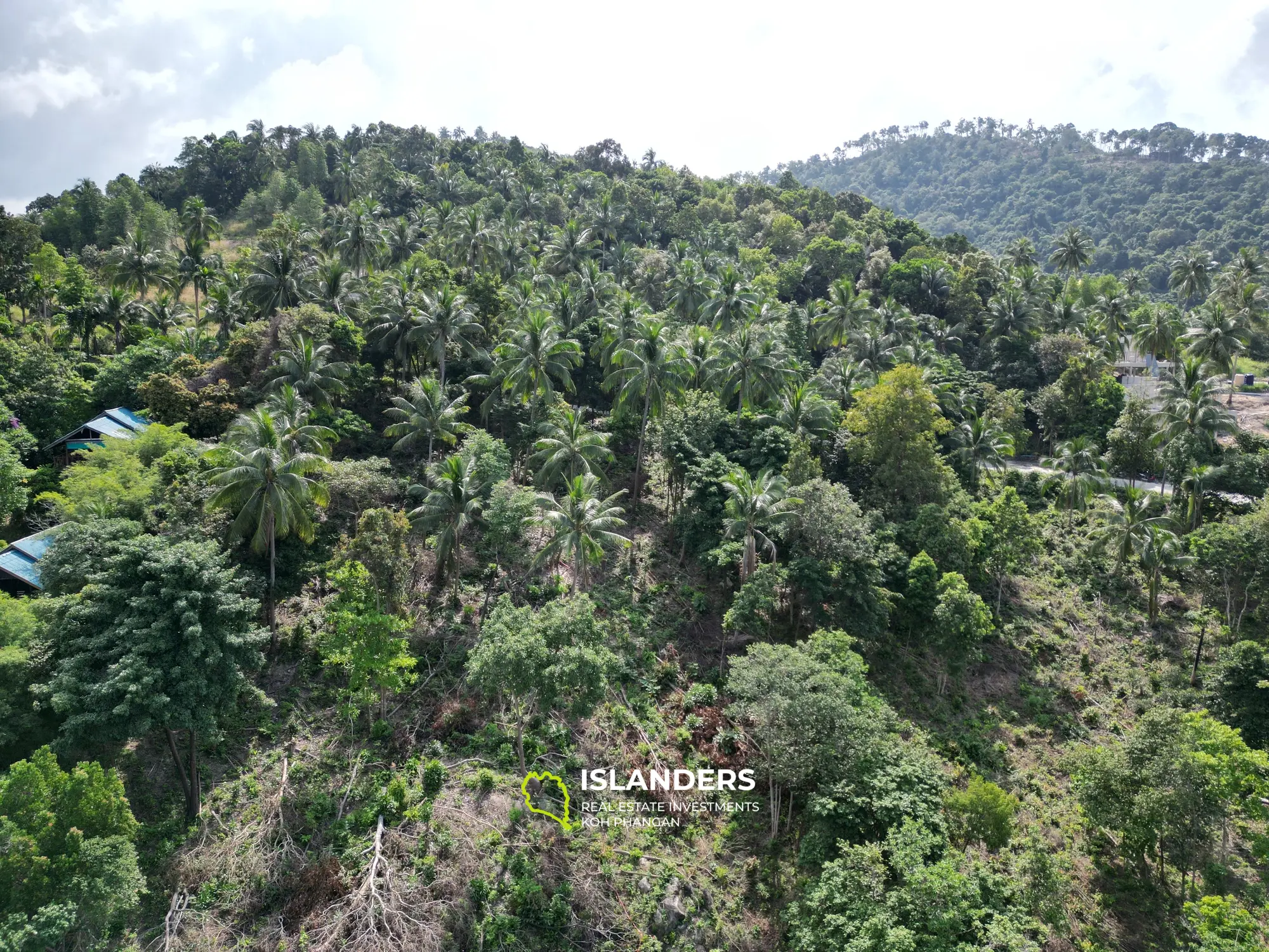 Beautiful Seaview Land next to main road  