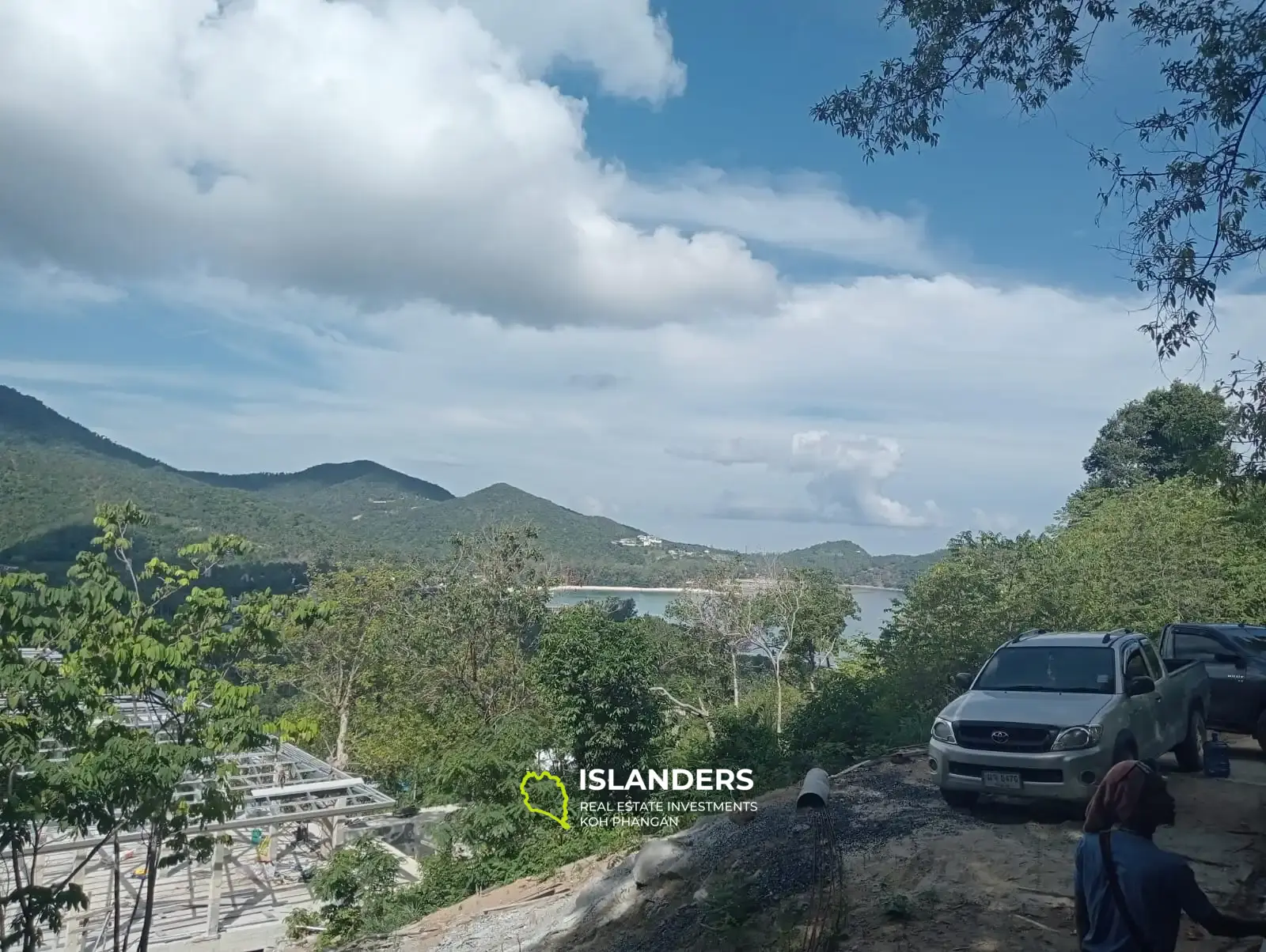 Magnifique terrain avec vue sur la mer