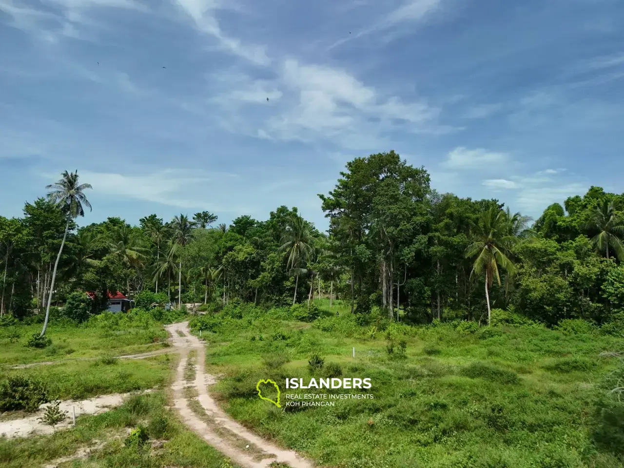 Terrain plat avec vue imprenable sur les montagnes