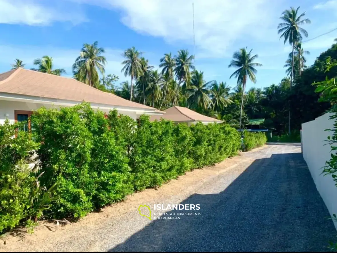 3 charmantes villas de 2 chambres avec piscines dans le centre de Koh Phangan