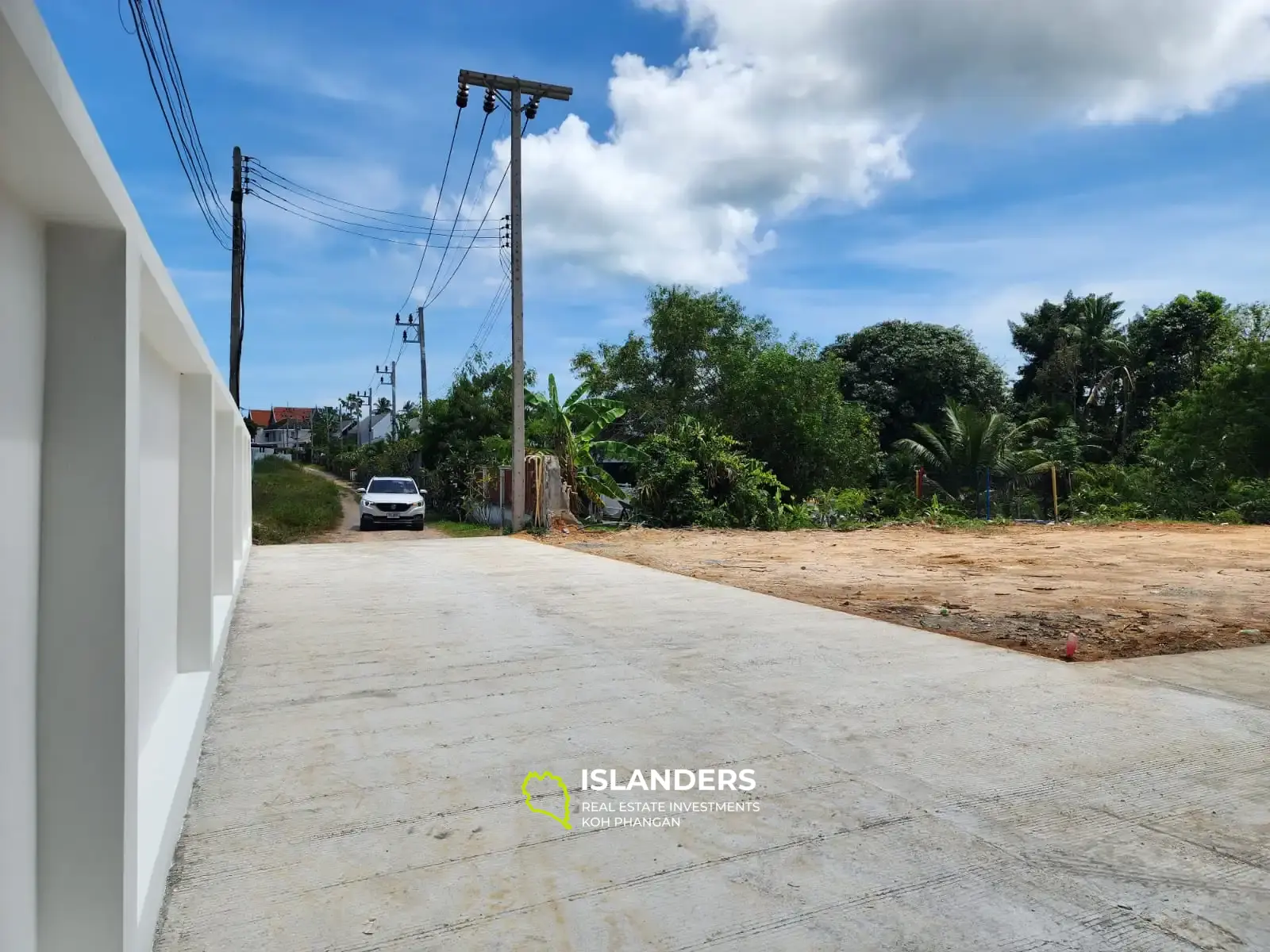 Bangrack Lands: 400 sqm. - 2,3m / 512 sqm.- 2,9M / 620 sqm. - 3,4M