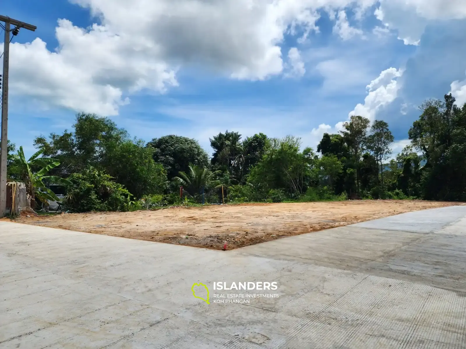 Bangrack Lands: 400 sqm. - 2,3m / 512 sqm.- 2,9M / 620 sqm. - 3,4M