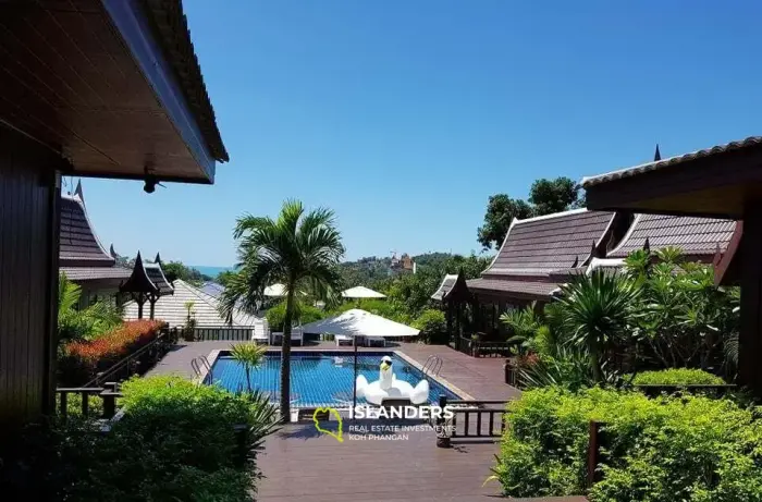 9 Bedrooms Lanna Style Resort in Plai Laem for Sale