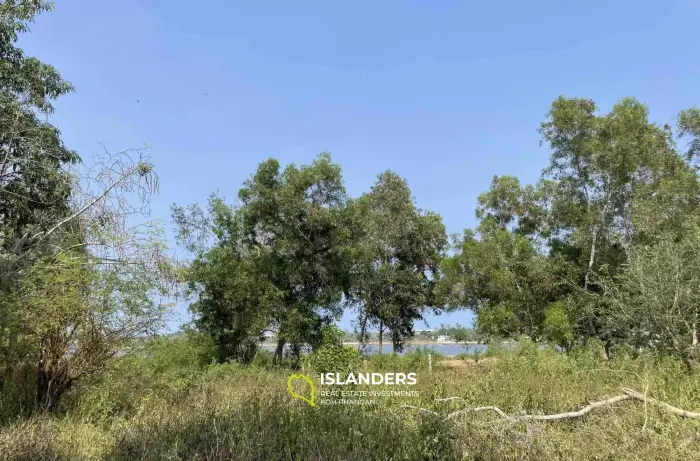 964 SQM Lake View Land in Chaweng for Sale