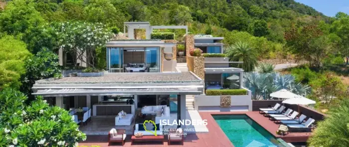 Beautiful Contemporary Villa with Sea Views for Sale 