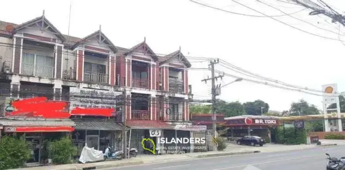 3 Story Shophouse For Sale in Samui for Sale