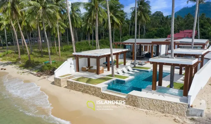 Luxury 5 Bedrooms Sunset Beach front Villa for Rent 