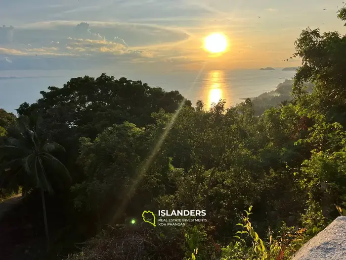 Superbe terrain avec vue mer côté coucher de soleil !